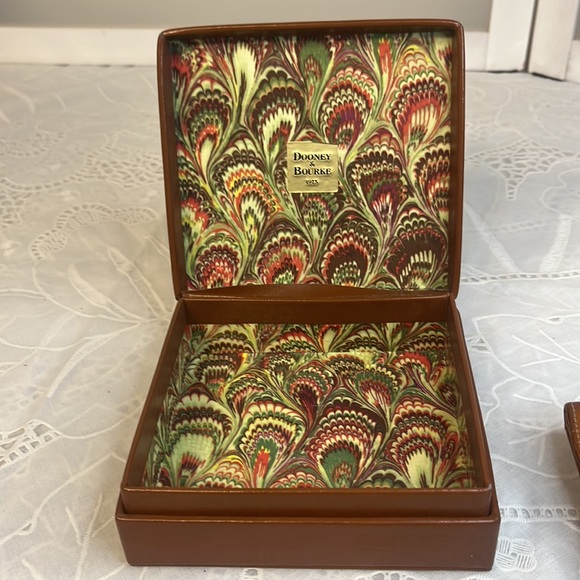 Vintage Dooney & Bourke wallet, brown - Picture 2 of 13